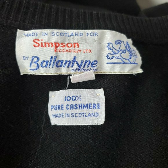 VTG Ballantyne Scotland 100% Cashmere V-Neck Men's Sweater Size 46" 117cm Black - Picture 2 of 6